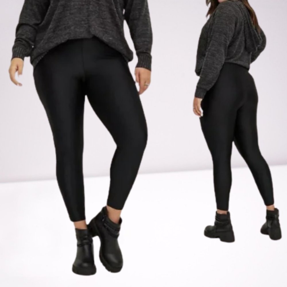 Torrid Platinum Liquid Black Mid Rise Nylon Stretch Ankle Leggings Plus Size 3X